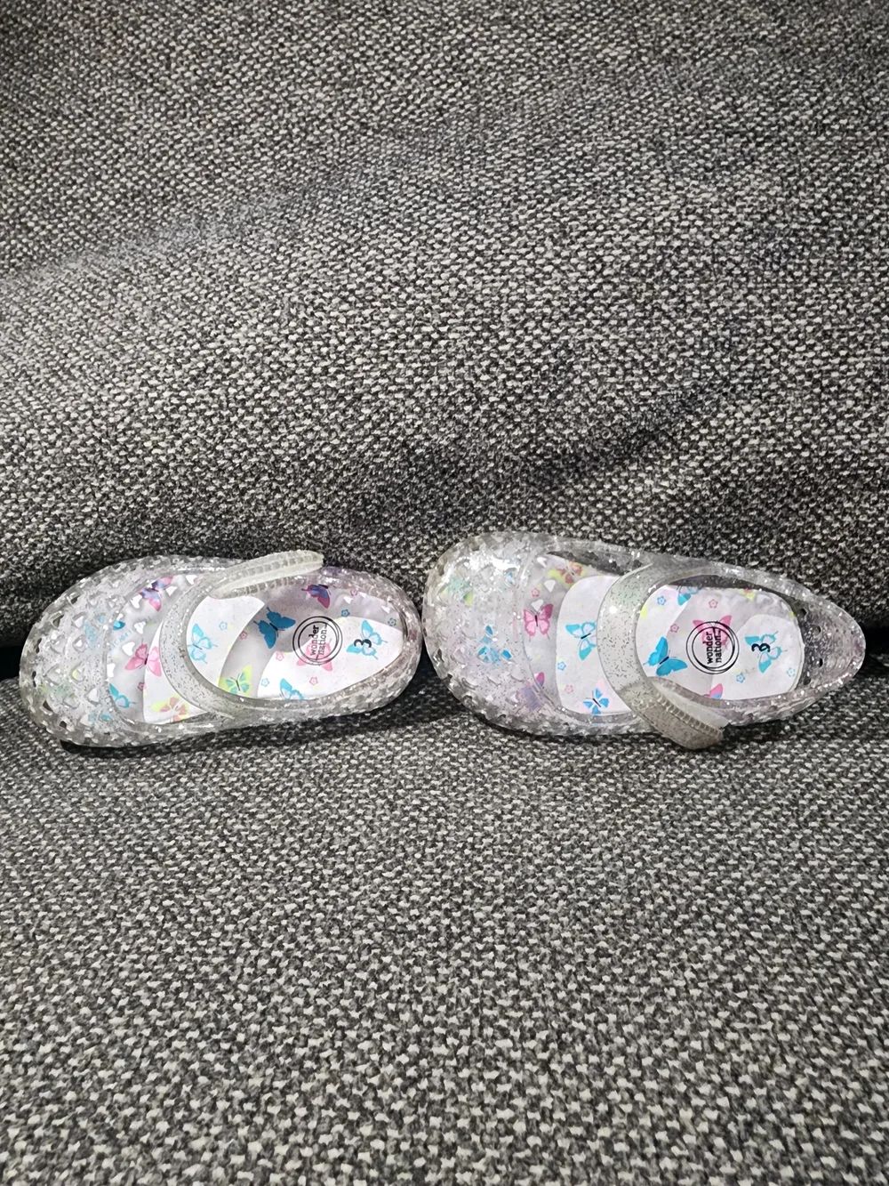 Kids Clear Glitter Jelly Mary Jane Sandals with Heart Cutouts - Silver